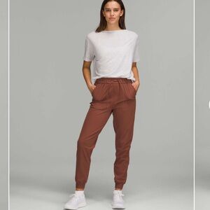 Lululemon stretch high rise jogger. Size 6. Color: ancient copper. like new